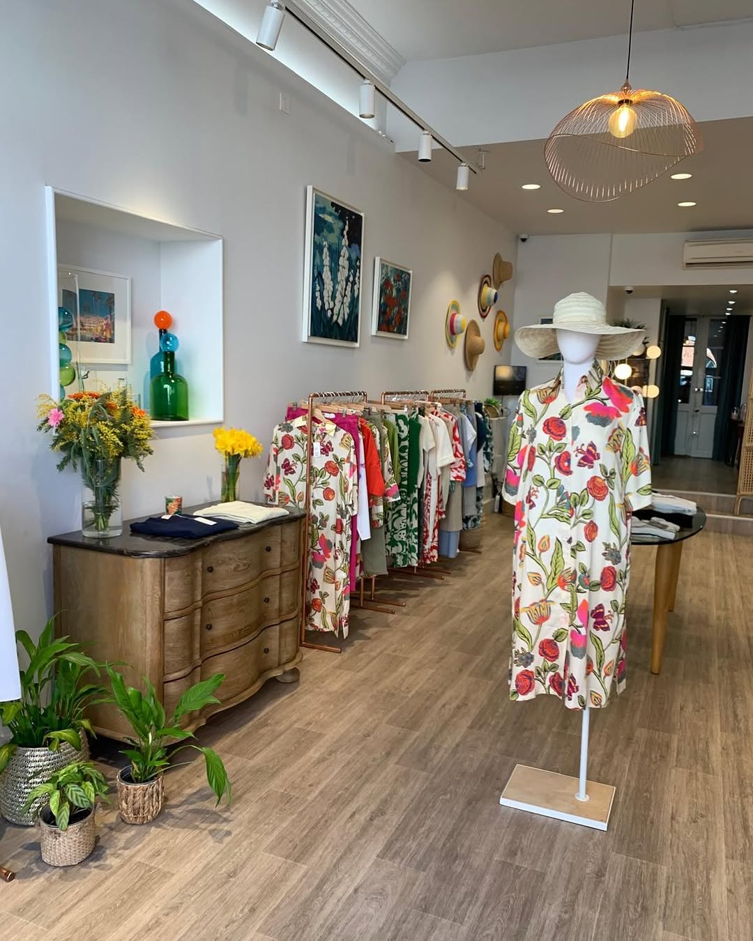 Intérieur boutique Anahita Toulouse