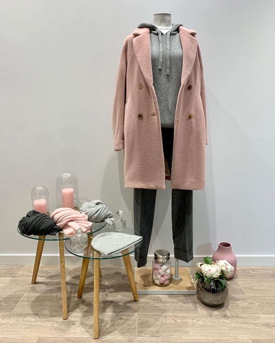 Look rose Anahita